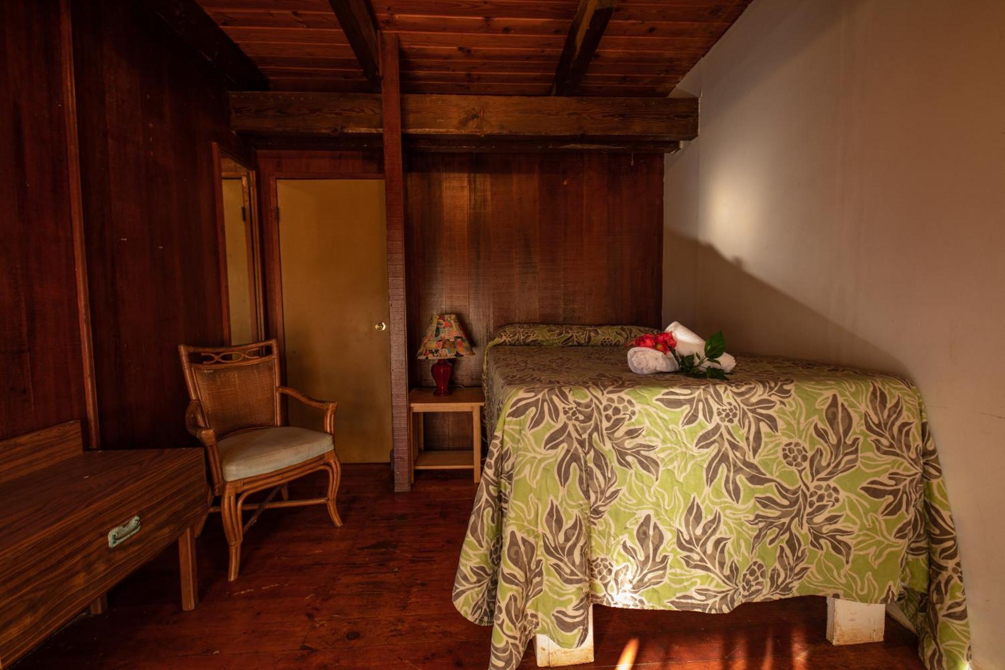 Backpackers Vacation Inn And Plantation Village Pupukea Екстер'єр фото